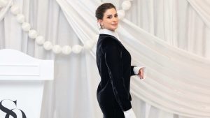 Buse Terim, kızlarıyla dans ettiği paylaşımıyla sosyal medyada ilgi topladı