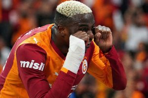 Galatasaray, Osimhen için 150 milyon euro bonservis belirledi ve Avrupa devleri sıraya girdi